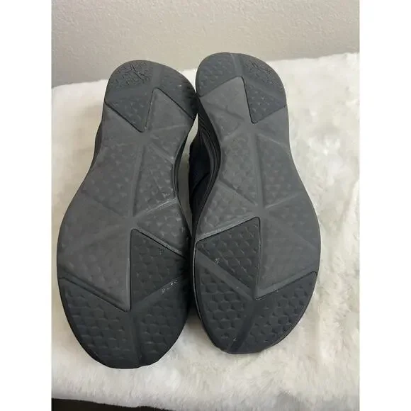 PUMA Sneakers Shoes Womens Athletic 8.5 Black White Tie - Picture 5 of 6